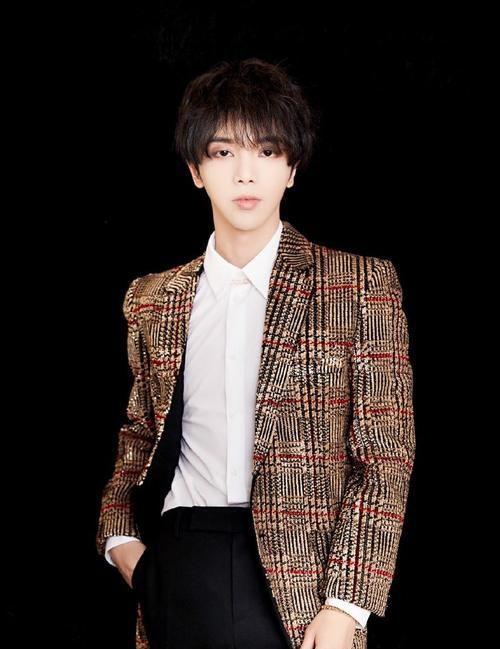 依扎孩子爆料视频大全集,揭秘娱乐圈背后的真相 第3张 依扎孩子爆料视频大全集,揭秘娱乐圈背后的真相 第3张